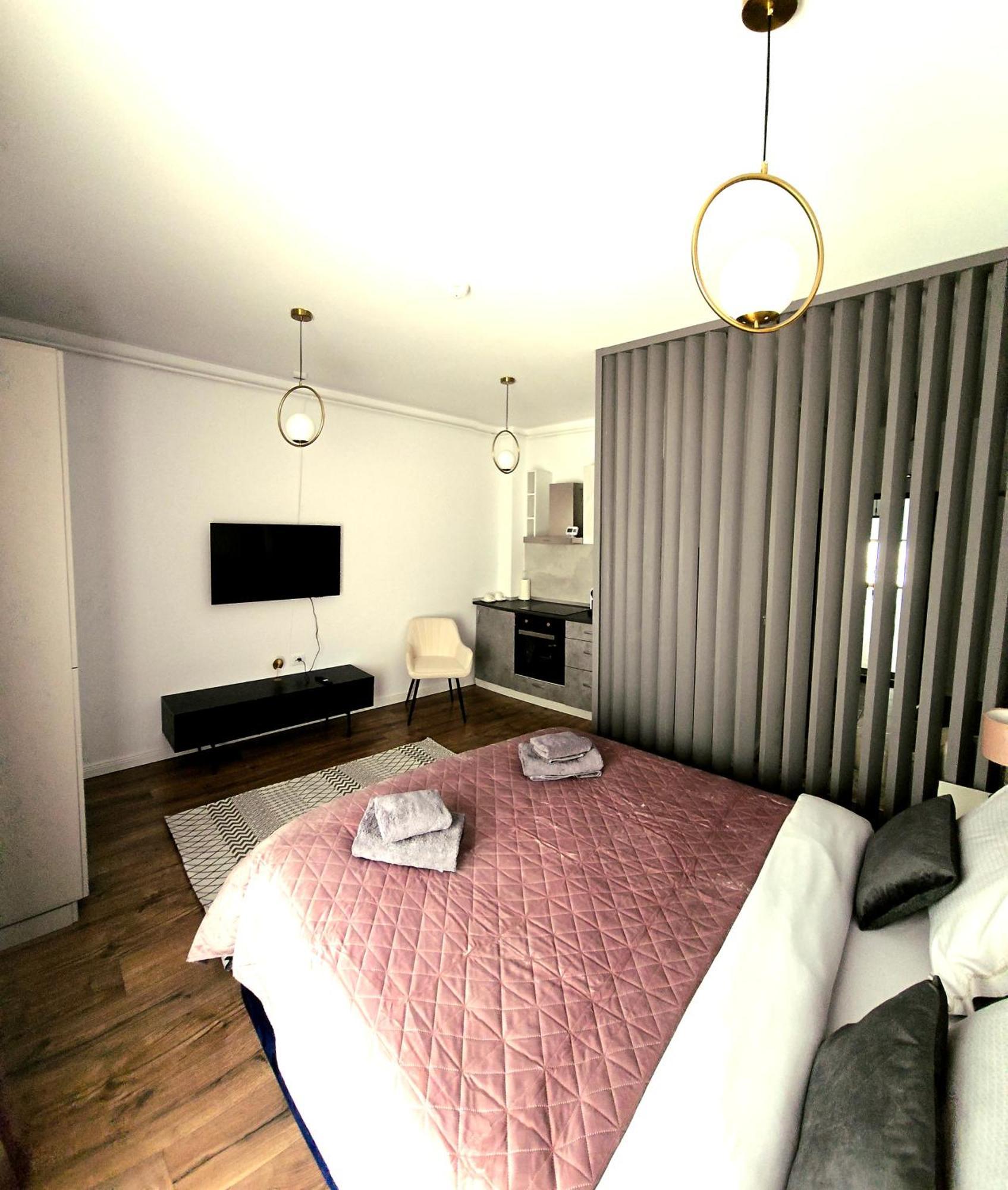 Uve Residence & Spa Piatra Neamţ Quarto foto
